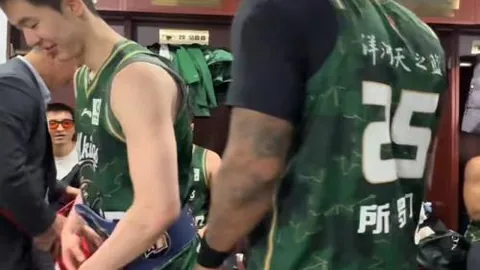 沙特联积分榜：连胜戛然而止，现距榜首差距达8分